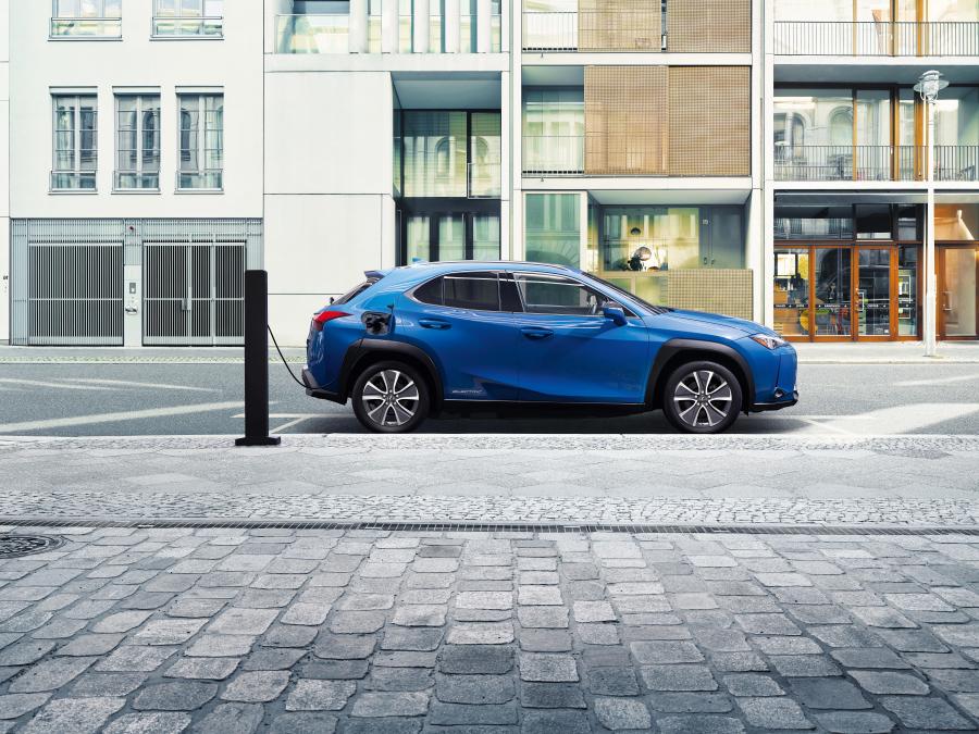  Lexus UX300e 2020 года  (WW) (фото 27 из 62)